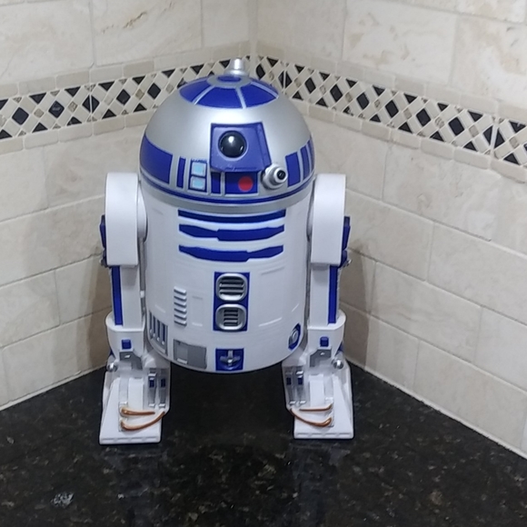 Star Wars R2-D2 Plastic Bank - Picture 1 of 7